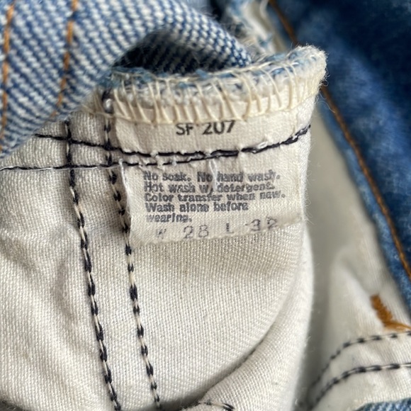 Authentic Vintage Levi’s Super Flare 28x32 - Picture 5 of 6
